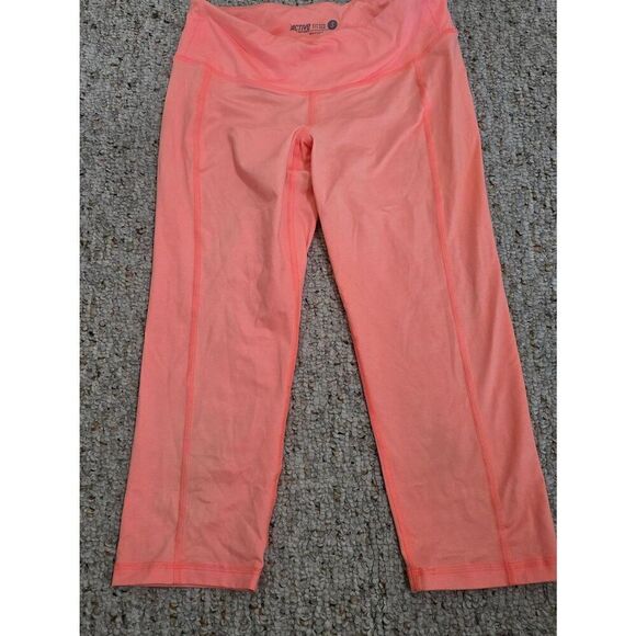 Old Navy Active Capri's Bundle (2 Pairs) Size S - Picture 2 of 5